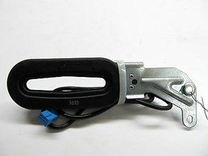 2004-2006 MERCEDES BENZ SL600 R230 OEM LEFT REAR KEYLESS GO ENTRY ANTENNA