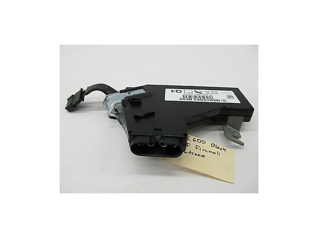 2004-2006 MERCEDES BENZ SL600 R230 OEM RIGHT FIREWALL ANTENNA AMPLIFIER MODULE
