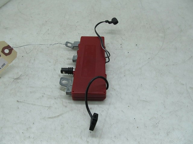 2005-2009 SAAB 9-5 OEM RIGHT REAR C PILLAR ANTENNA AMPLIFIER 