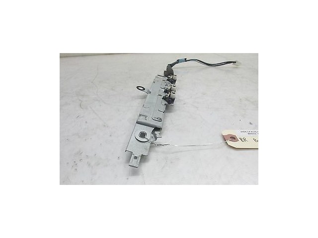 2006-2010 LEXUS IS250 XE20 OEM RIGHT REAR ANTENNA SIGNAL AMPLIFIER AMP AUDIO 