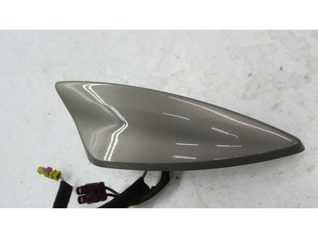2017-2019 BUICK LACROSSE OEM  ROOF TOP SHARK FIN ANTENNA  