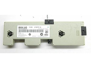 2007-2010 BMW 335i 328i E90 SEDAN OEM ANTENNA BOOST AMPLIFIER DIVERSITY MODULE