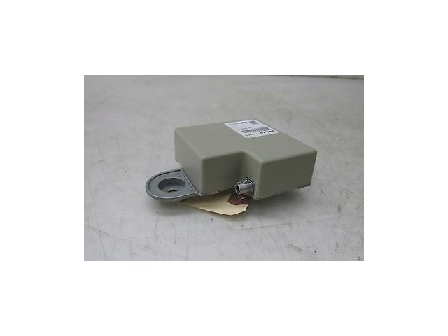 2006-2008 BMW 750LI E66 E65 OEM REAR ANTENNA BACK UP SIGNAL BOOSTER AMPLIFIER 