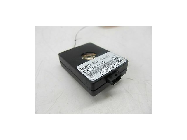 2006-2008 BMW 330i 335i 328i E90 OEM LEFT REAR ANTENNA DIVERSITY FILTER