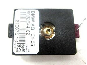 2006-2008 BMW 330i 335i 328i E90 OEM LEFT REAR ANTENNA DIVERSITY FILTER
