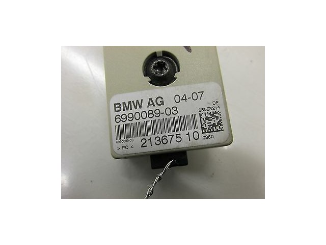 2006-2010 BMW M6 E63 OEM LEFT REAR ANTENNA SUPPRESSION FILTER 6990089