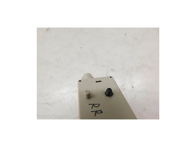 2006-2010 BMW X3 E83 OEM RIGHT REAR ANTENNA TRAP CIRCUIT FILTER 6990090