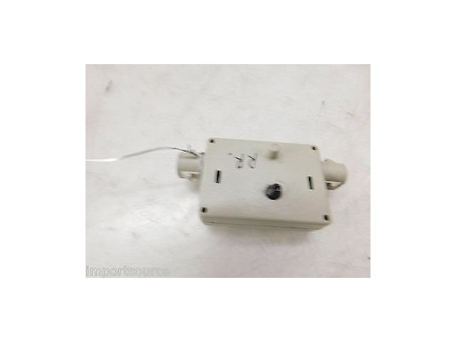 2006-2010 BMW X3 E83 OEM RIGHT REAR ANTENNA TRAP CIRCUIT FILTER 6990090