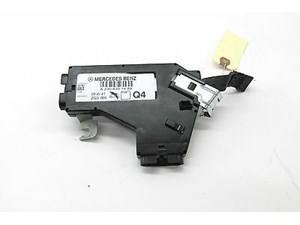 2004-2006 MERCEDES BENZ SL600 R230 OEM LEFT FIREWALL ANTENNA AMPLIFIER MODULE