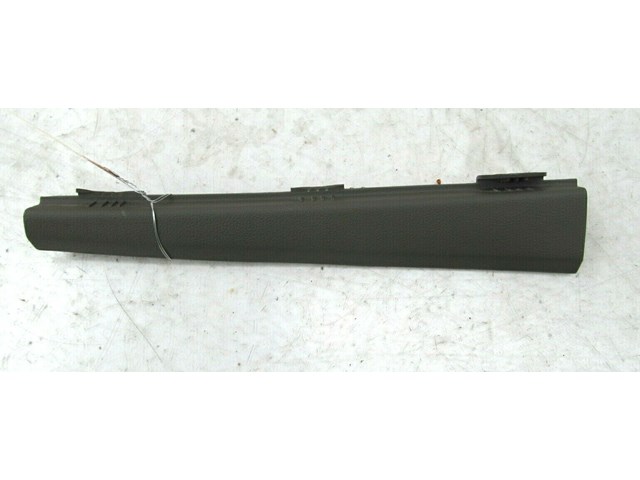 2009-2012 AUDI Q5 8R OEM LEFT FRONT LOWER DASH TRIM 8R0 868 203