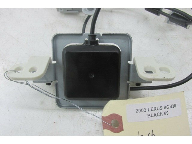 2002-2010 LEXUS SC430 Z40 OEM FRONT DASH NAVIGATION ANTENNA ASSEMBLY 
