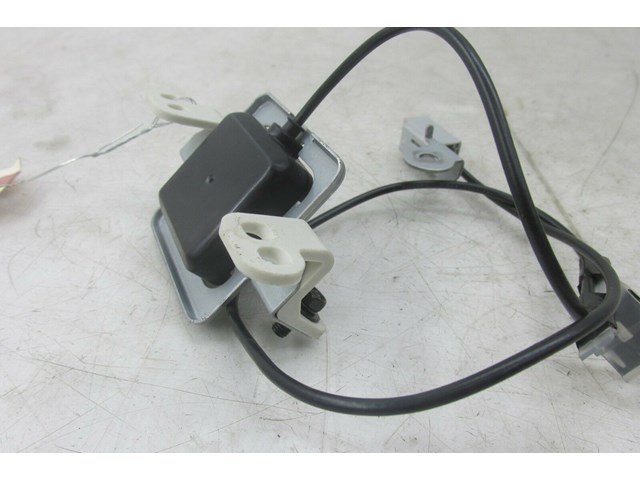  2002-2010 LEXUS SC430 Z40 OEM FRONT DASH NAVIGATION ANTENNA ASSEMBLY 