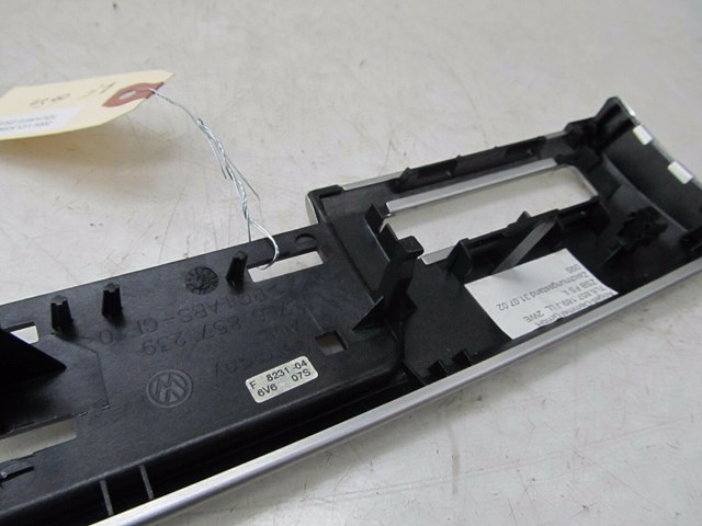 2004-2007 VOLKSWAGEN TOUAREG OEM LEFT SIDE DASH TRIM BEZEL COVER 7L6857239