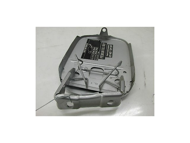 2003-2005 MERCEDES E320 WAGON W211 OEM EXTERIOR FUEL GAS TANK ACCESS DOOR COVER