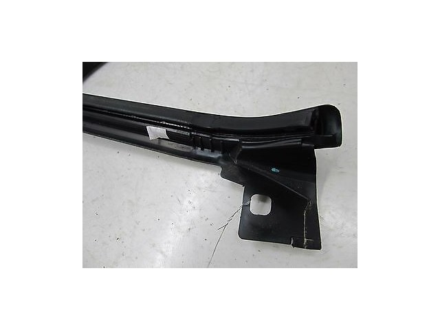 2009-2016 VOLKSWAGEN CC OEM RIGHT REAR PASSENGER DOOR WEATHERSTRIP RUBBER SEAL