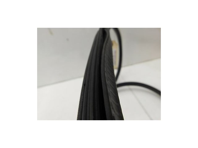 2008-2012 AUDI A4 AVANT WAGON B8 OEM RIGHT FRONT DOOR WEATHER STRIP RUBBER SEAL