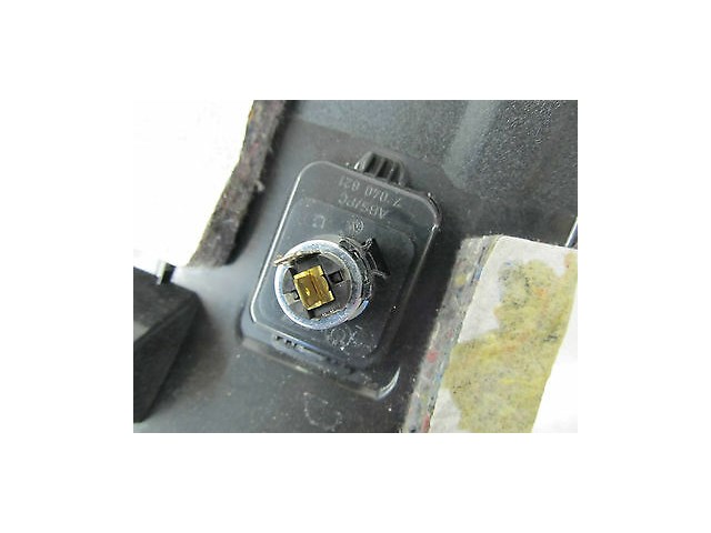 2006-2010 BMW M6 E63 OEM RIGHT FRONT UNDER DASH TRIM KICK PANEL 7157544