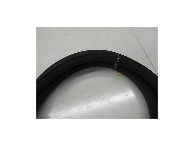 2000-2004 BENTLEY ARNAGE OEM RIGHT REAR PASSENGER SIDE WEATHERSTRIP RUBBER SEAL