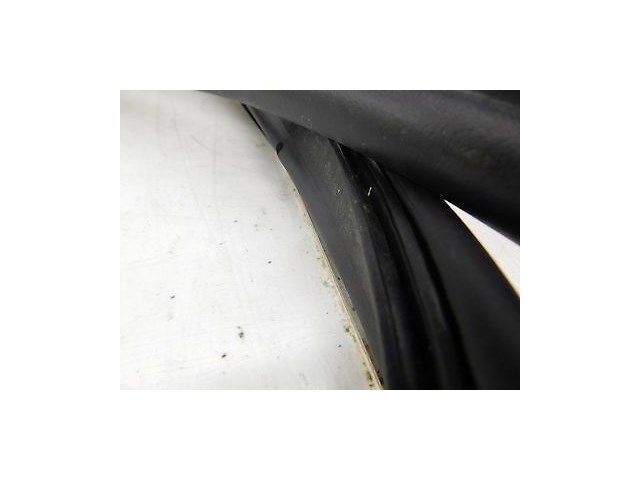 2011-2013 BMW 550i 535i F10 OEM REAR TRUNK LID LATCH WEATHERSTRIP RUBBER SEAL
