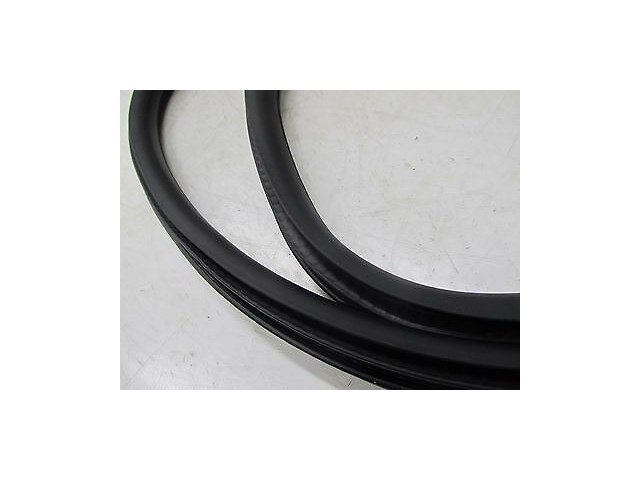 2013-2016 CADILLAC ATS OEM LEFT REAR DRIVER SIDE DOOR WEATHER STRIP RUBBER SEAL