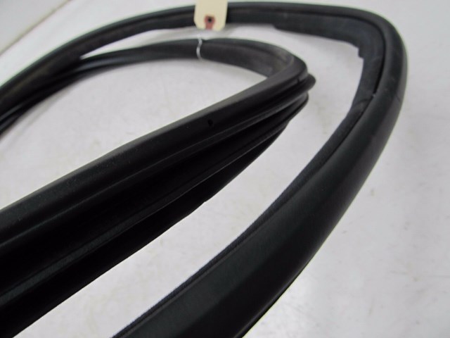 2014-2016 INFINITI Q50 OEM LEFT REAR DOOR WEATHERSTRIP RUBBER SEAL