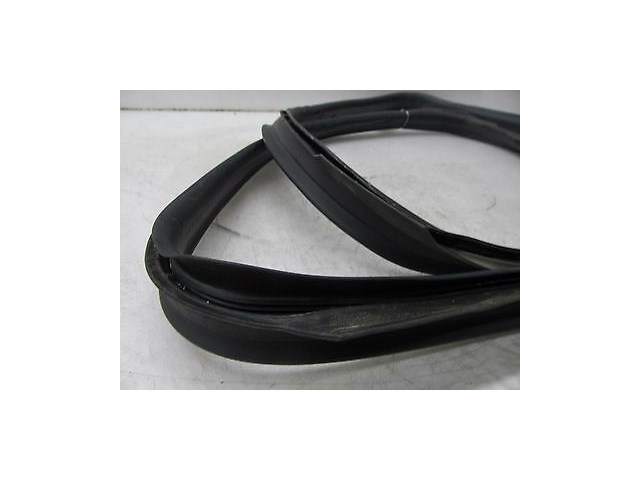 2007-2009 MERCEDES S600 W221 OEM REAR TRUNK LID WEATHERSTRIP RUBBER SEAL