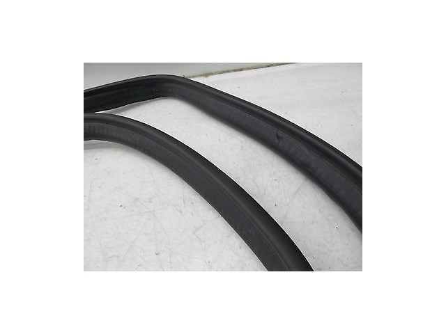 2007-2009 MERCEDES S600 W221 OEM REAR TRUNK LID WEATHERSTRIP RUBBER SEAL