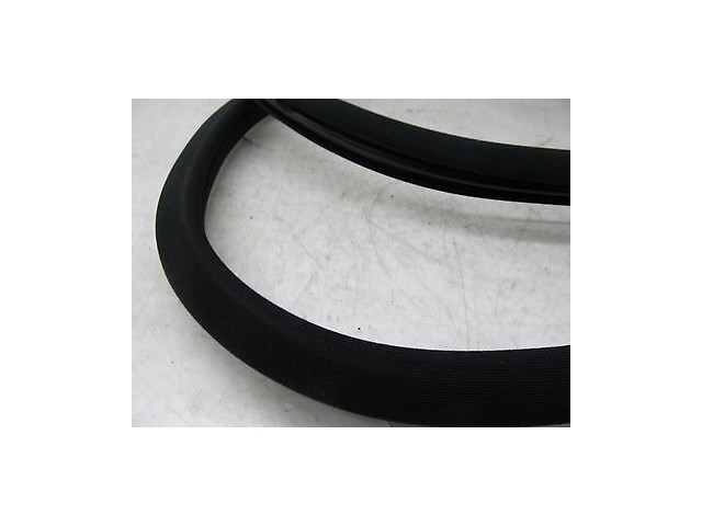 2007-2009 MERCEDES S600 W221 OEM RIGHT REAR DOOR WEATHERSTRIP RUBBER SEAL