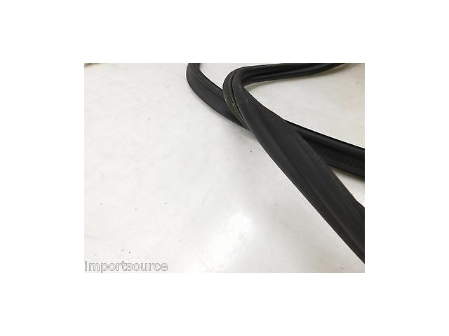 2012-2015 VOLKSWAGEN BEETLE A5 OEM REAR TRUNK LID WEATHER STRIP RUBBER SEAL
