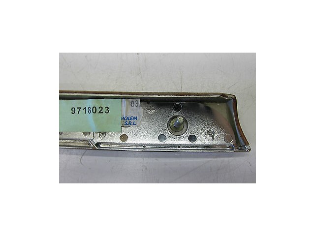 2003-2006 MERCEDES BENZ E320 W211 OEM LEFT STEERING WHEEL DASH TRIM MOLDING WOOD