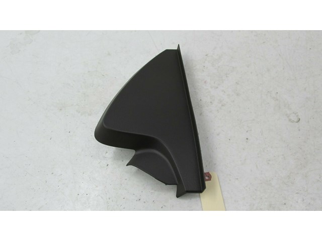 2017-2019 BUICK LACROSSE OEM  LEFT FRONT SIDE DASHBOARD DASH TRIM 