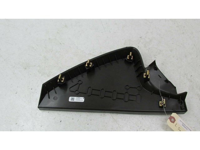 2017-2019 BUICK LACROSSE OEM  LEFT FRONT SIDE DASHBOARD DASH TRIM 