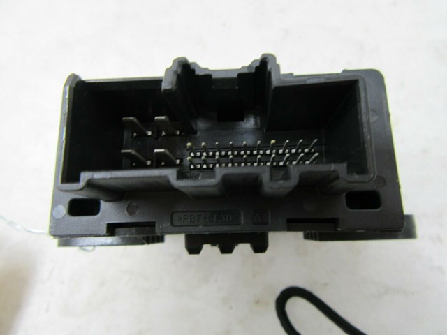 2013-2016 FORD FUSION OEM LEFT REAR DRIVER SIDE DOOR CONTROL MODULE COMPUTER