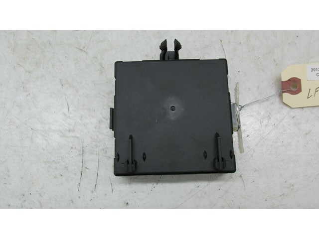 2012-2015 MERCEDES C250 COUPE W204 OEM LEFT DRIVER DOOR CONTROL MODULE 