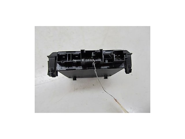 2001-2005 MERCEDES C240 W203 OEM LEFT REAR DOOR CONTROL MODULE BRAIN