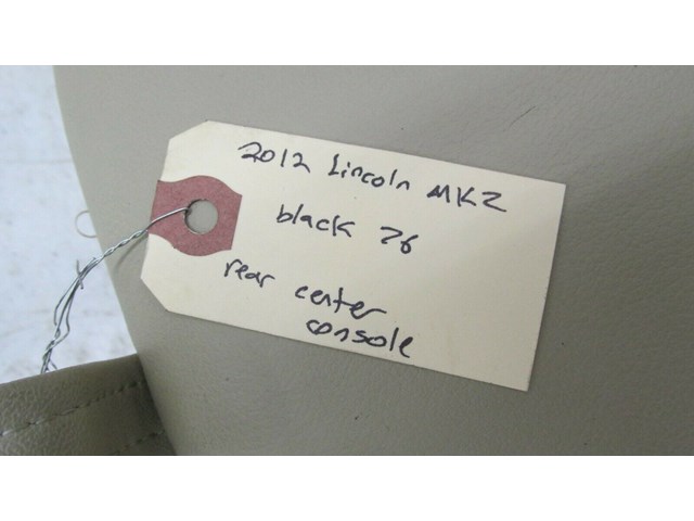 2010-2012 LINCOLN MKZ OEM REAR CENTER SEAT ARMREST CUP HOLDER  