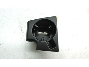 2006-2010 BMW 650i E64 E63 OEM CENTER CONSOLE REAR CUP HOLDER 7072747  