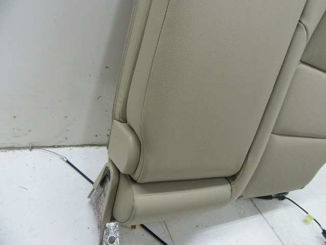 2016-2018 ACURA RDX OEM LEFT REAR UPPER SEAT ASSEMBLY WITH ARM REST CUP HOLDER 