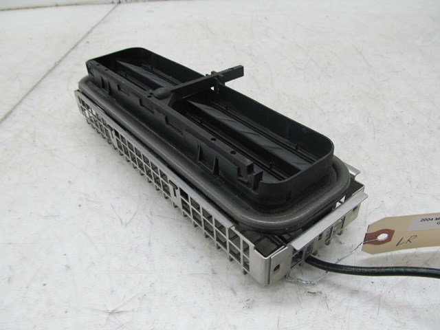 2003-2006 MERCEDES E500 W211 OEM LEFT REAR TRUNK AIR VENT ANTENNA