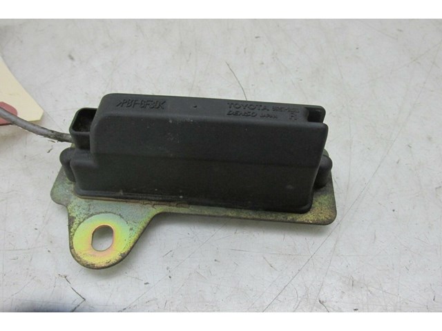  2002-2006 LEXUS SC430 OEM RIGHT REAR TIRE PRESSURE ANTENNA 8976724010