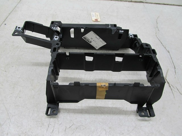 2005-2008 AUDI A6 C6 OEM FRONT DASH CLIMATE RADIO BRACKET 