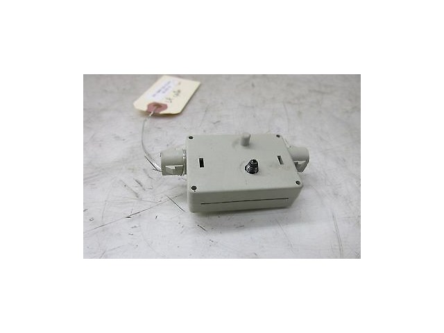 2007-2013 BMW 335i E92 COUPE LCI OEM LEFT REAR C PILLAR ANTENNA TRAP CIRCUIT 