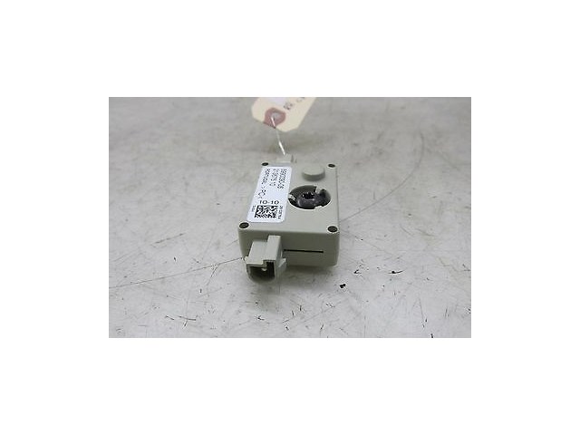 2007-2013 BMW 335i E92 COUPE LCI OEM RIGHT REAR C PILLAR ANTENNA TRAP CIRCUIT 