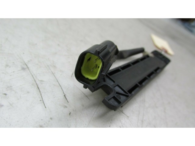 2014-2016 KIA CADENZA OEM REAR KEYLESS ENTRY RECEIVER ANTENNA 95420-3K100