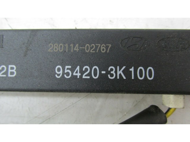 2014-2016 KIA CADENZA OEM REAR KEYLESS ENTRY RECEIVER ANTENNA 95420-3K100