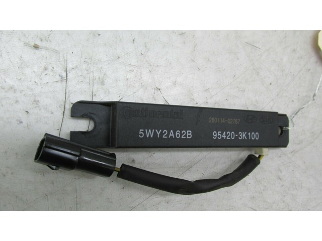 2014-2016 KIA CADENZA OEM REAR KEYLESS ENTRY RECEIVER ANTENNA 95420-3K100