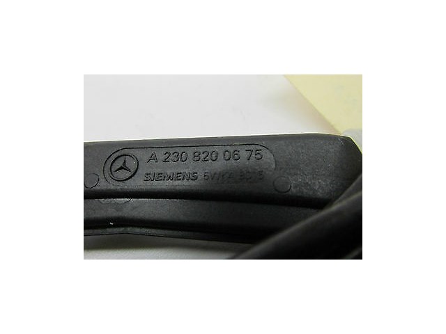 2004-2006 MERCEDES BENZ SL600 R230 OEM RIGHT REAR KEYLESS GO ANTENNA
