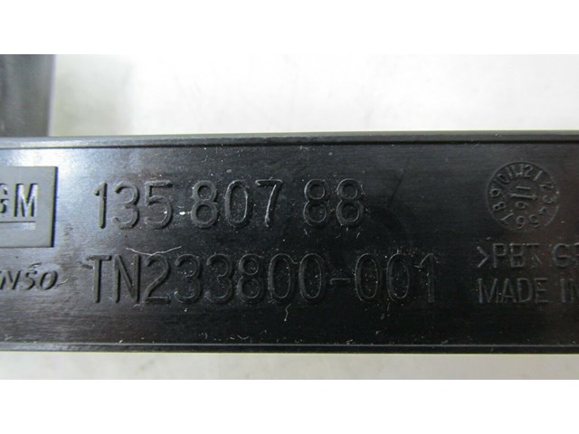 2017-2019 BUICK LACROSSE OEM CENTER DASH KEYLESS GO ANTENNA 13580788 