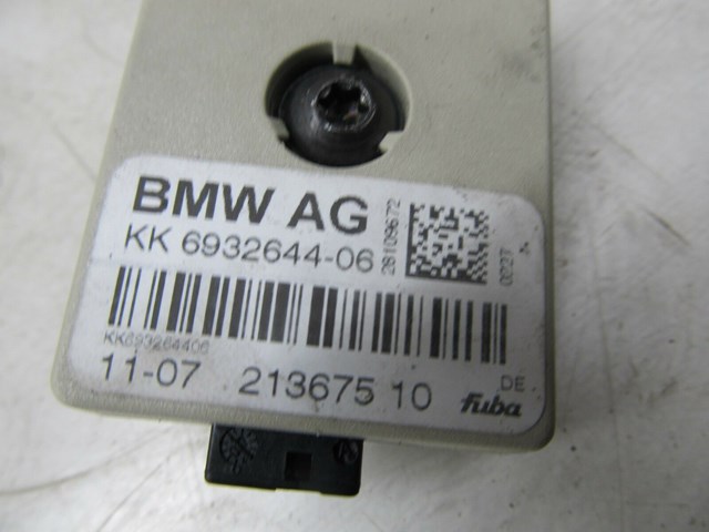 2007-2010 BMW 328xi E90 OEM LEFT REAR ANTENNA SUPPRESSION FILTER 