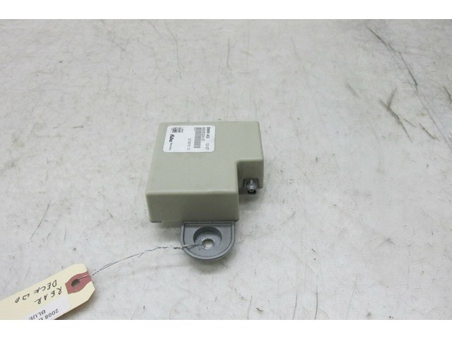 2007-2010 BMW 328xi E90 OEM REAR ANTENNA CONTROL MODULE   